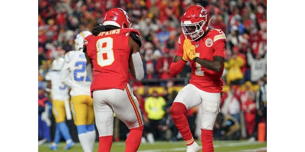 Kansas City Chiefs låser AFC West Division-titeln i nio år i rad